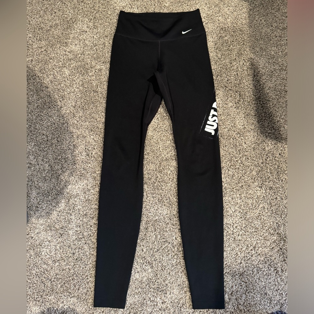 Nike leggings 28” new without tags XS